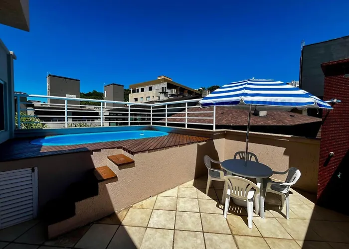 Cobertura Duplex Com Vista Para O Mar De Bombinhas